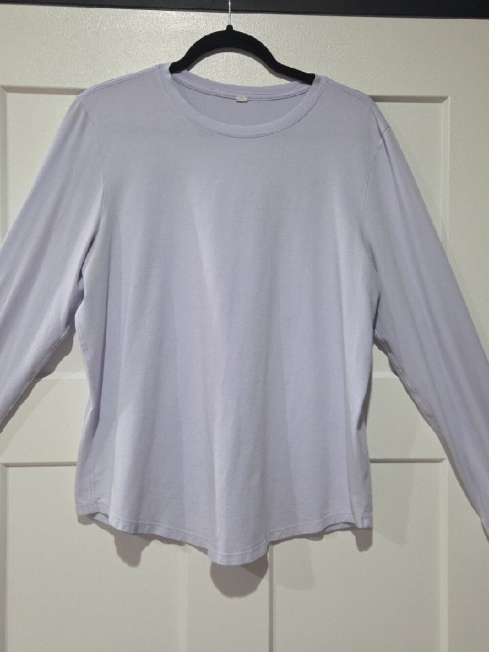 Lululemon Women’s Long Sleeve Crew Neck Shirt Lavender Size 12